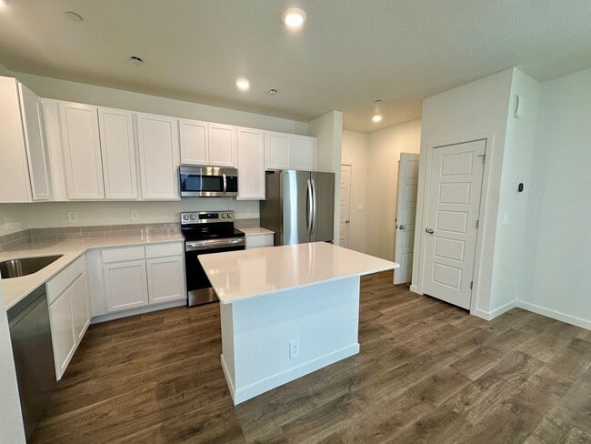 Building Photo - 3905 Congaree Wy