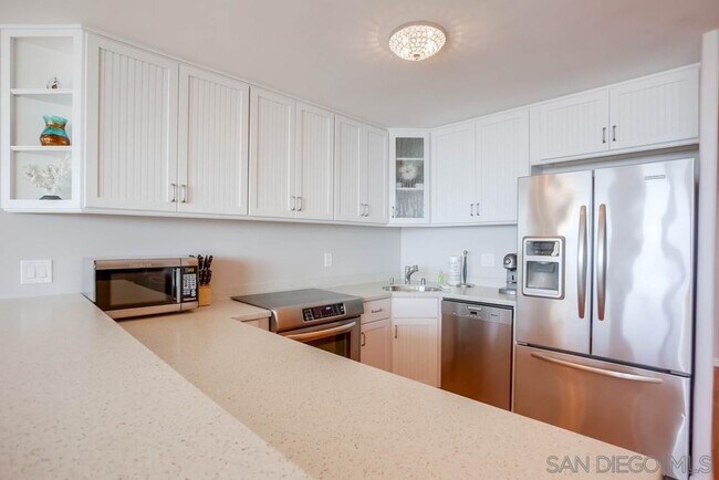 Building Photo - 190 Del Mar Shores Terrace