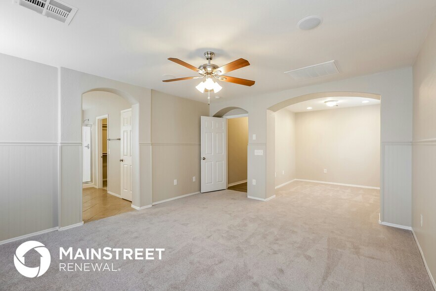 Building Photo - 17145 W Statler St