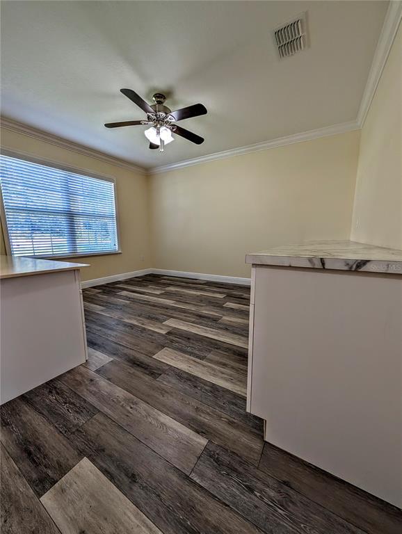 Building Photo - 1159 MacFarlane Ave