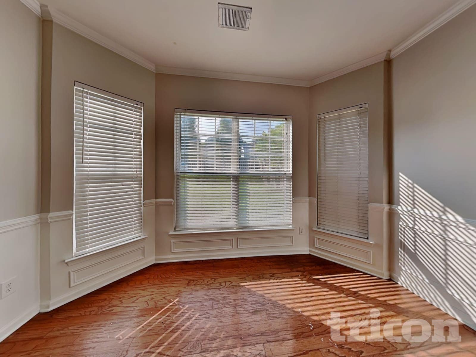 Building Photo - 1711 Crabapple Tree Ln