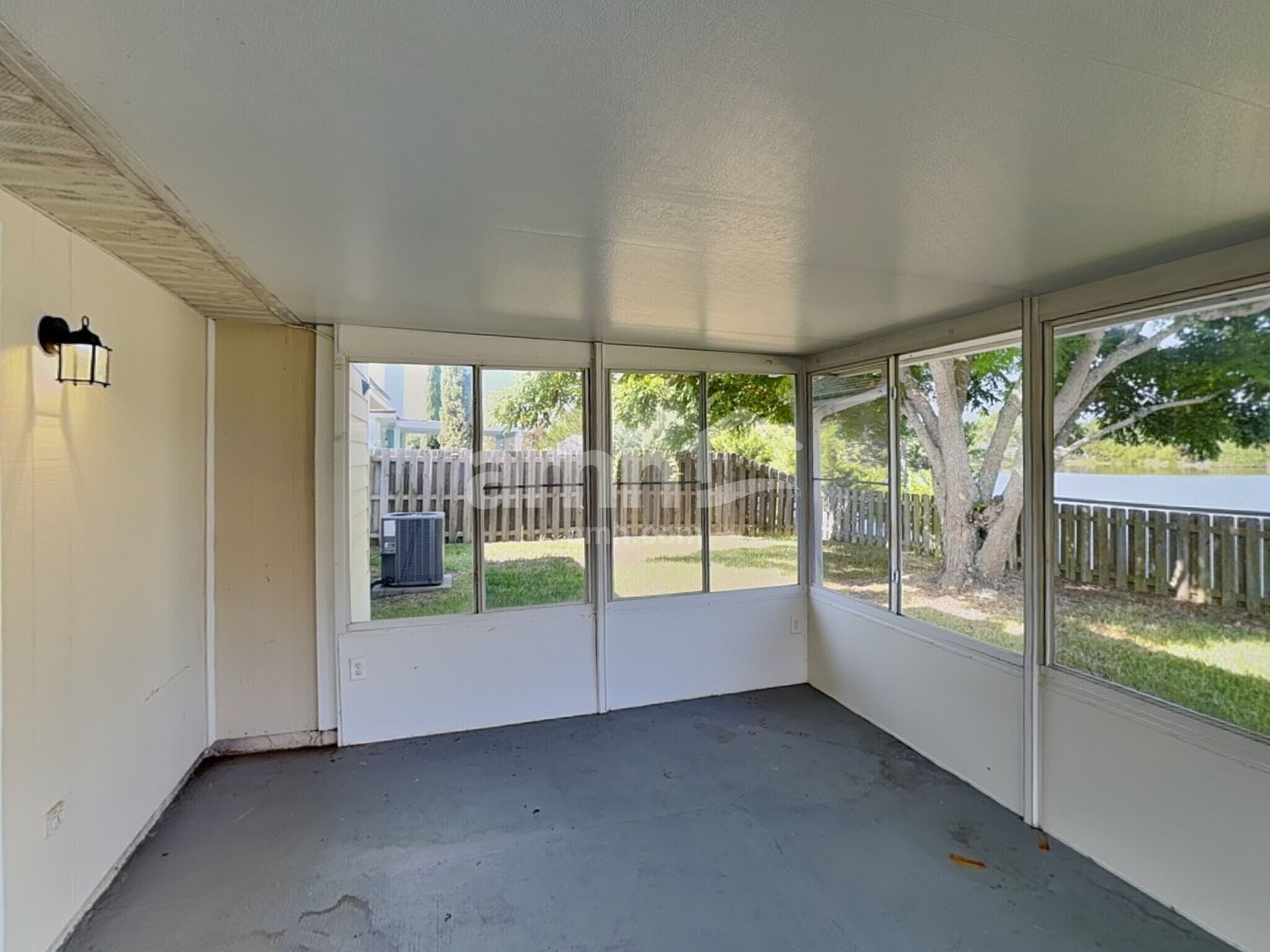 Building Photo - 578 Prindle Dr E