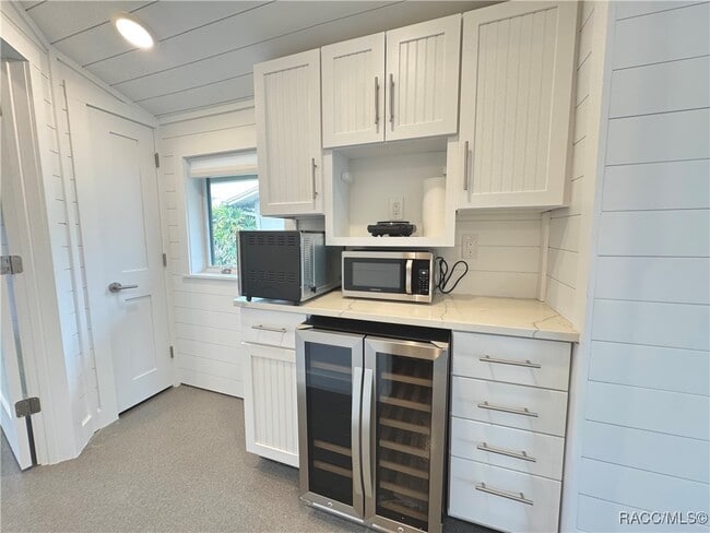 Building Photo - 1331 NW 20th Ave