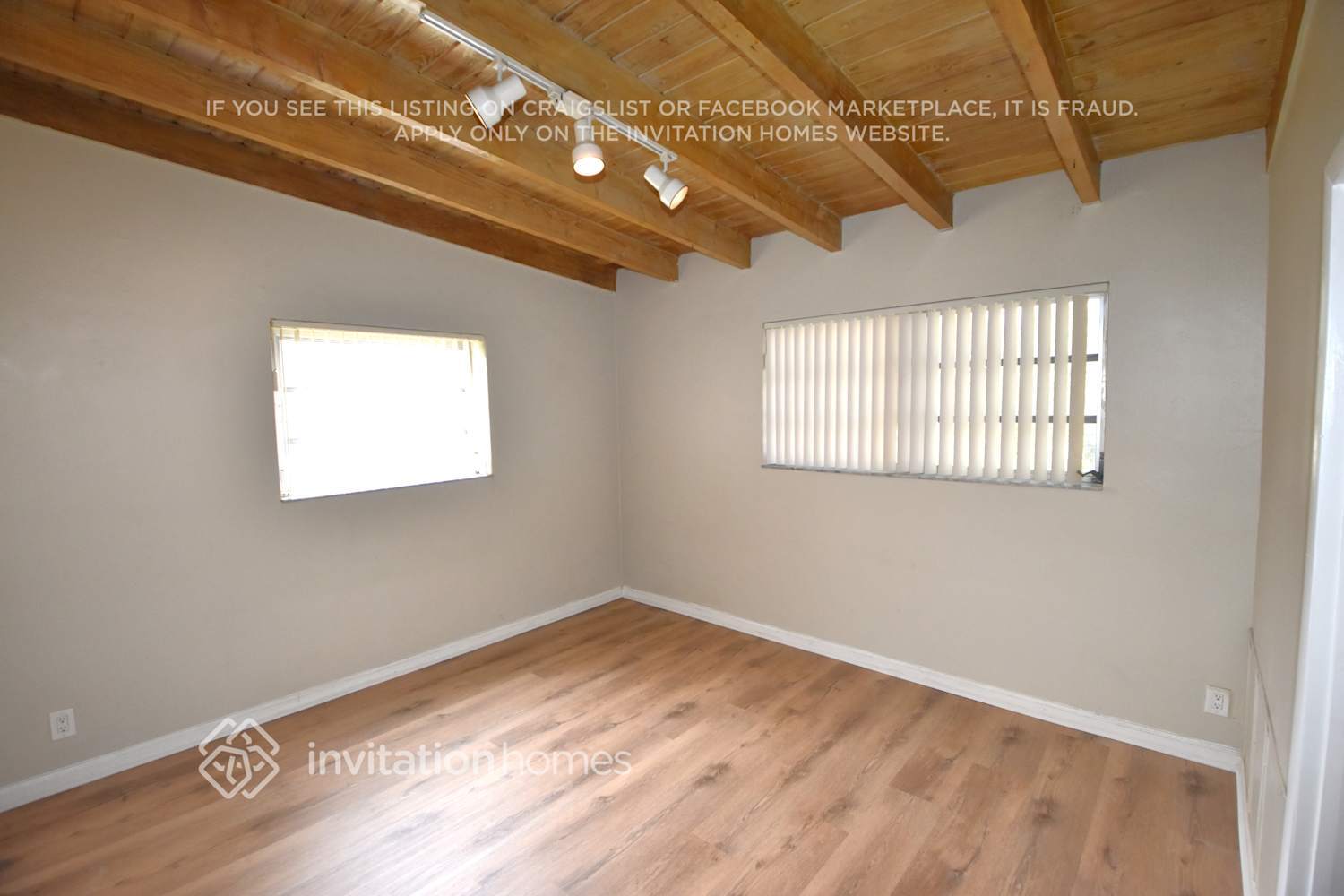 Building Photo - 3137 SW 15th Ct