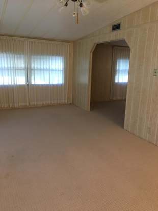 Building Photo - 7777 SE Continental Dr