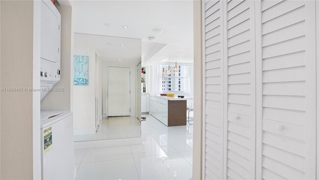 Building Photo - 770 Claughton Island Dr