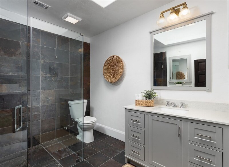 Building Photo - 127 N Grand St