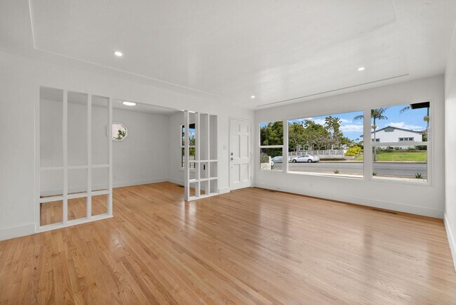 Building Photo - 4376 Del Monte