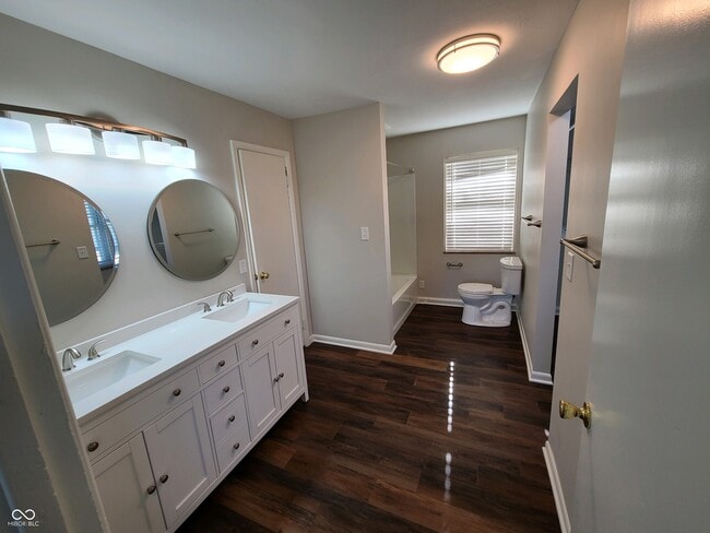 Building Photo - 126 Roosevelt Dr