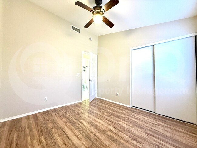Building Photo - 1666 W Gunstock Loop