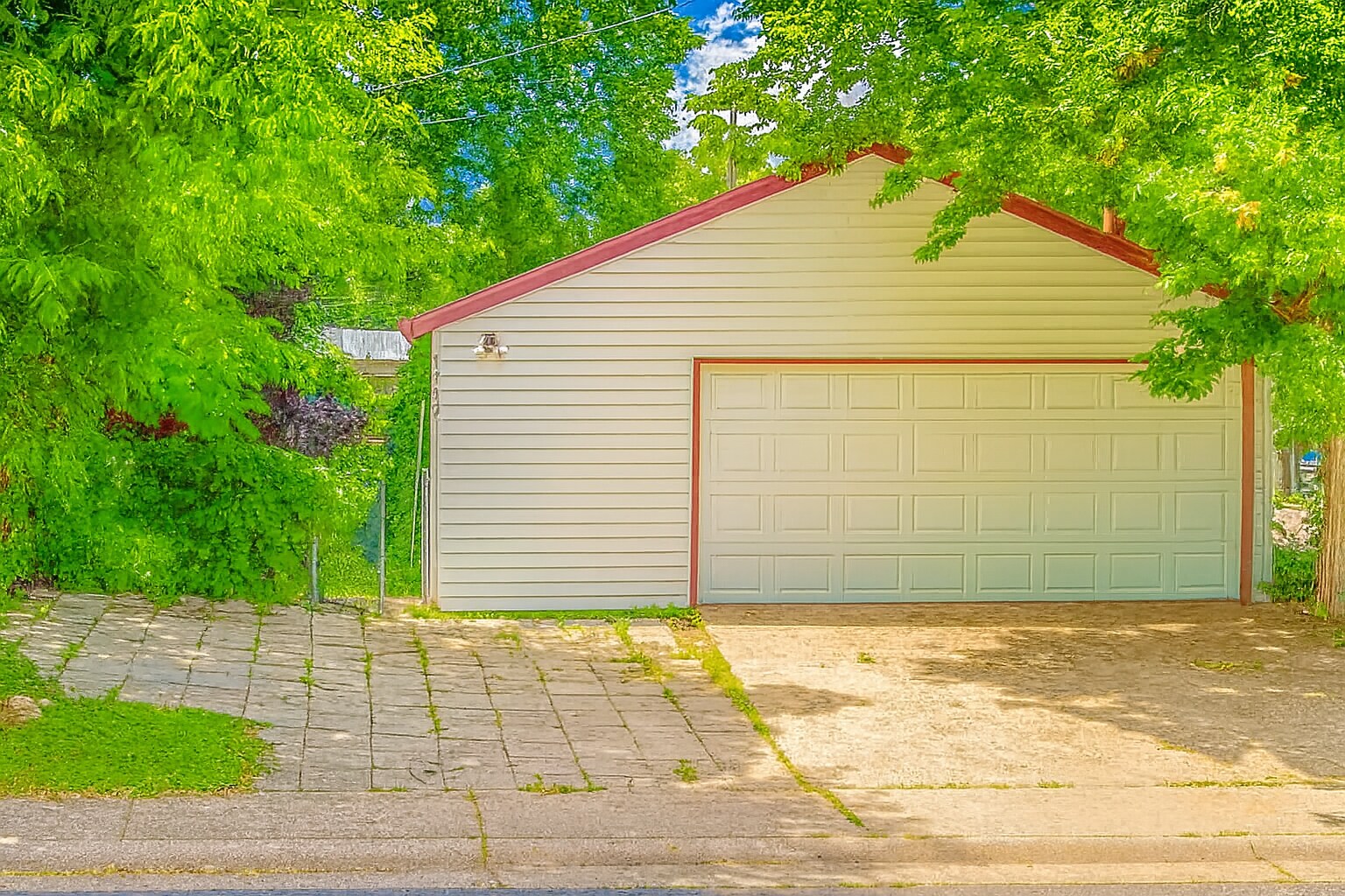 Building Photo - 1759 Iglehart Ave