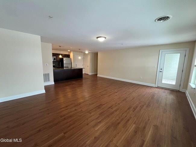 Building Photo - 74 Weibel Ave