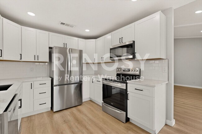 Building Photo - 507 S Spring Creek Dr