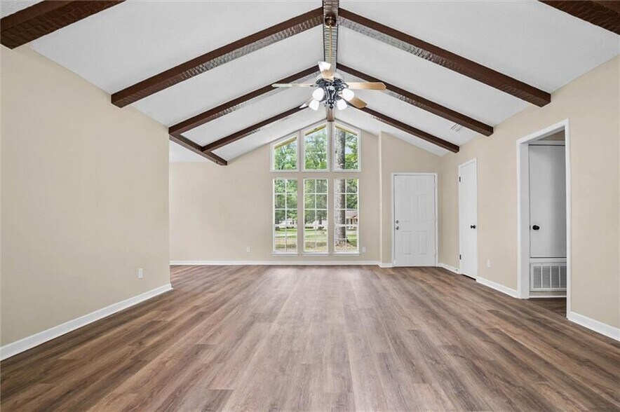 Building Photo - 5417 Quail Run E