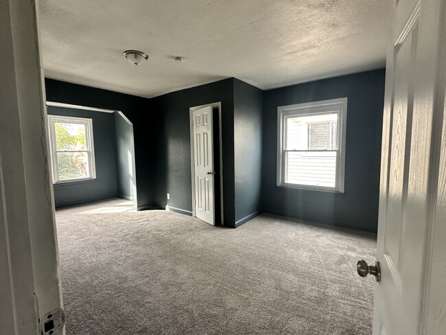 Primary Photo - 14011 Roselawn St
