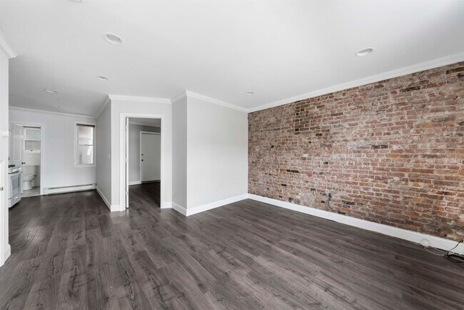 Building Photo - 201-203-203 N 2nd St