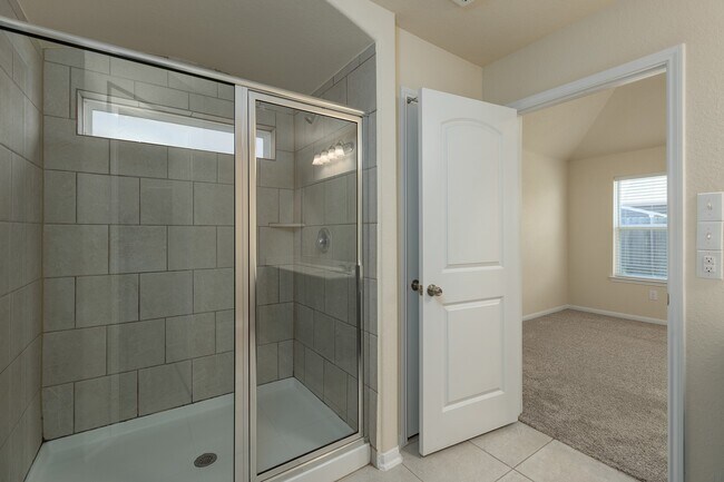 Building Photo - 17811 Wooded Bend Path