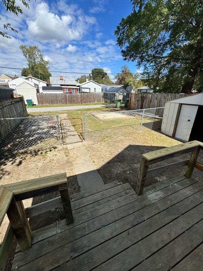 Building Photo - Beautiful 2 bed 2 bath house in Churchill