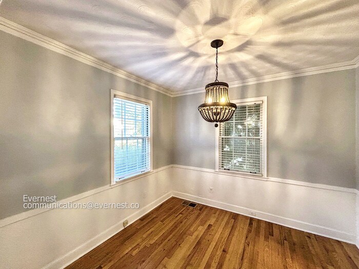 Building Photo - 3563 Aurora Cir