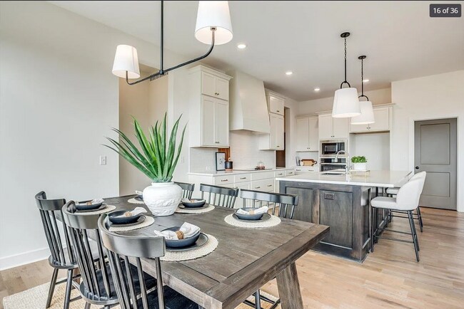 Building Photo - 113 N Ciderbluff St