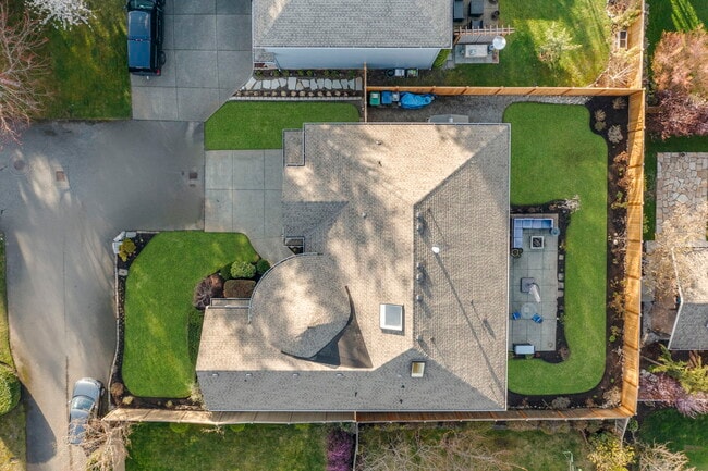 Building Photo - 35908 SE Sandalee Ct