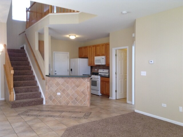 Building Photo - 1437 White Pine Ln