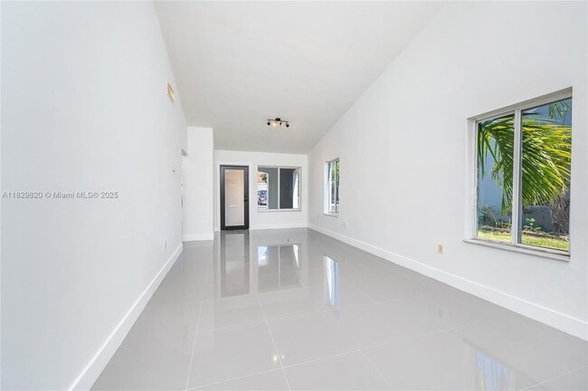 Building Photo - 8352 SW 148th Ave