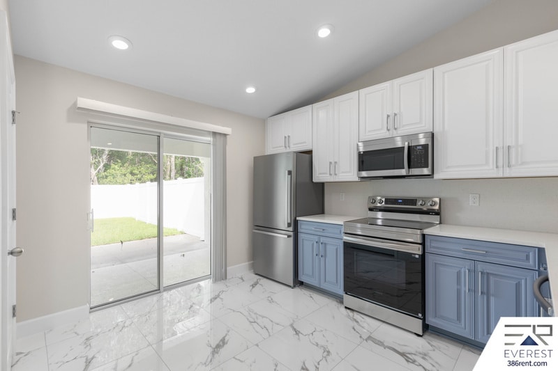 Building Photo - 16 Zoffer Ct