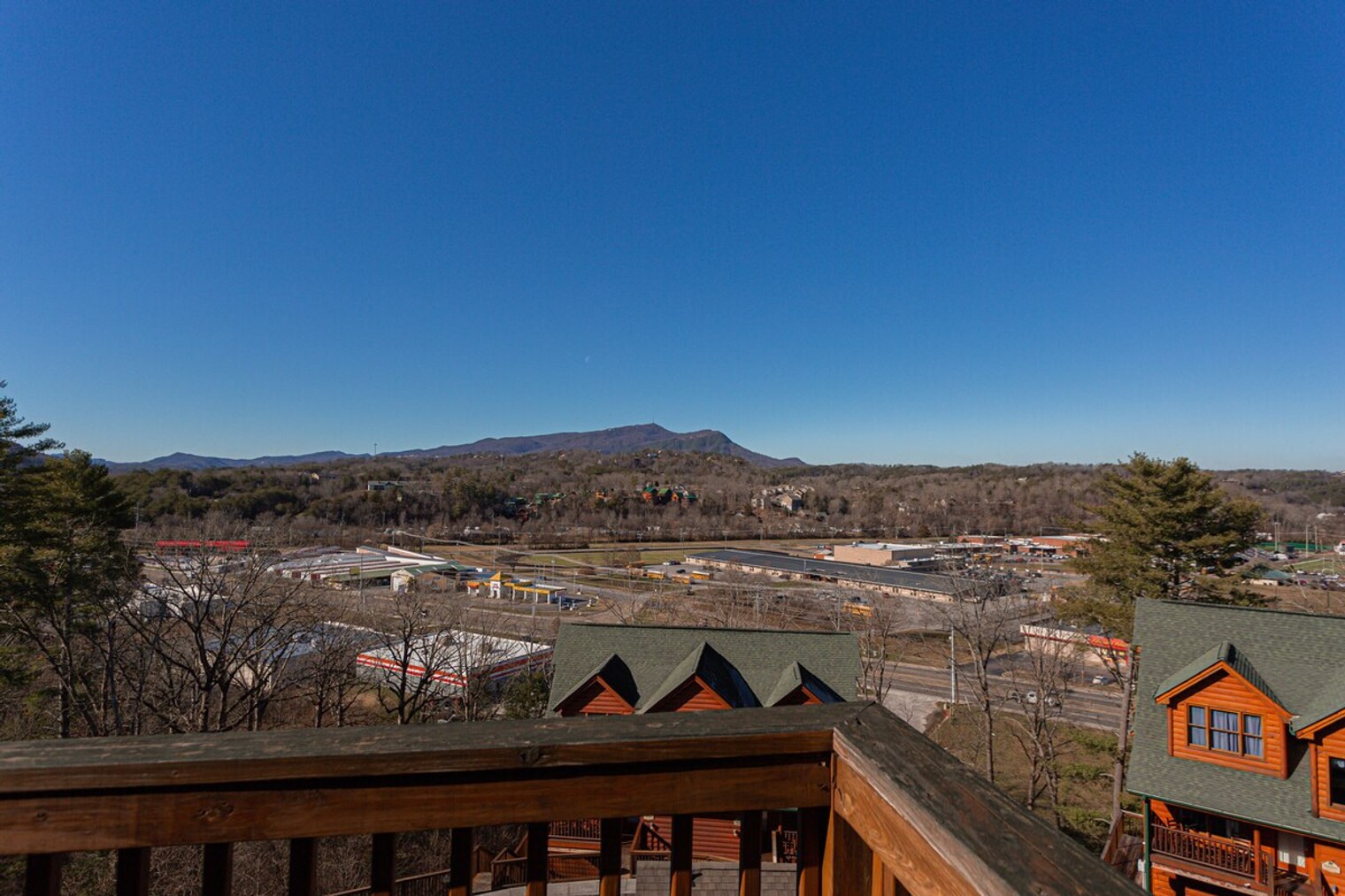 Building Photo - 415 Big Bear Wy