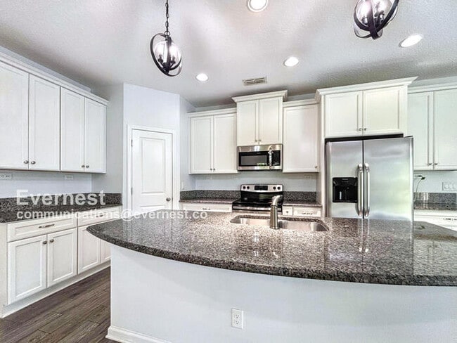 Primary Photo - 2451 Caney Oaks Dr E