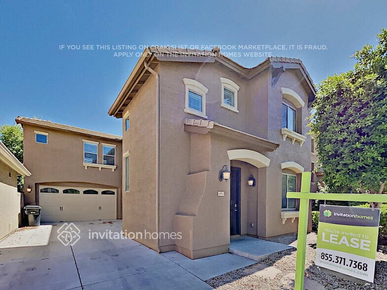 Building Photo - 14511 W Port Royale Ln