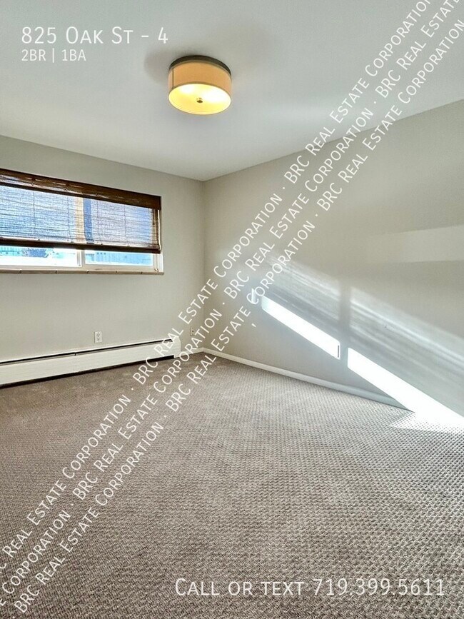 Building Photo - 825 Oak St