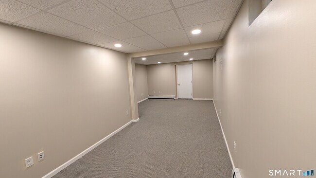 Building Photo - 166 Stevens Ln