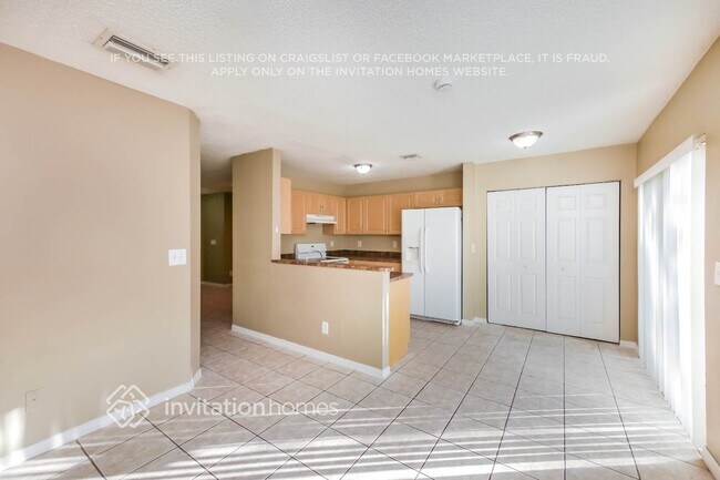 Building Photo - 620 208th Cir