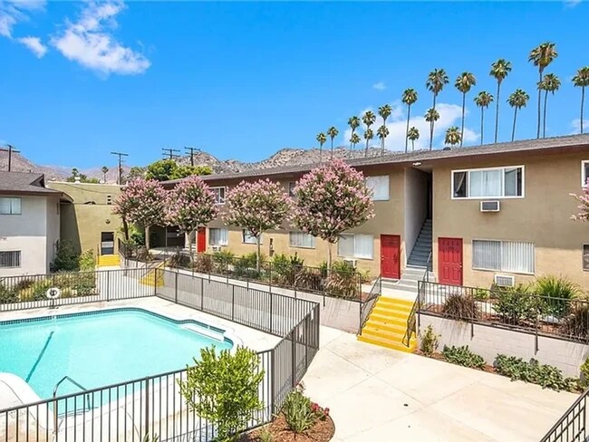 Building Photo - 1381 N San Gabriel Ave