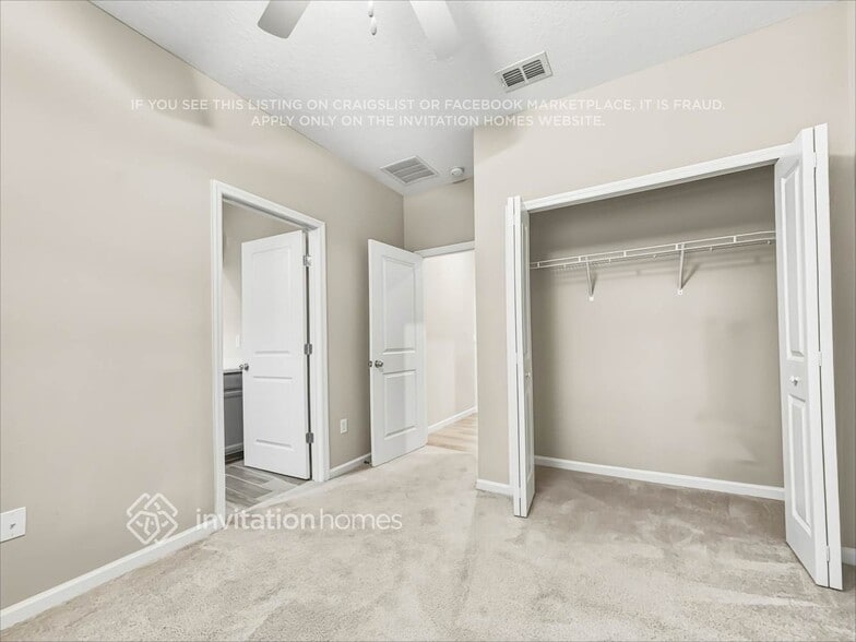 Building Photo - 9835 Lemon Grass Ln
