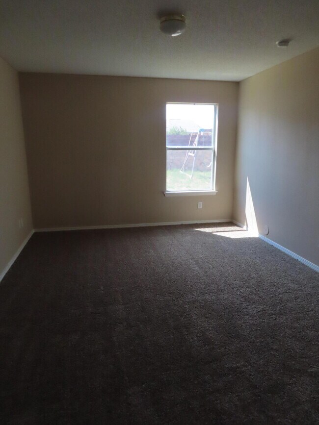 Building Photo - 14246 Gil Reyes Dr