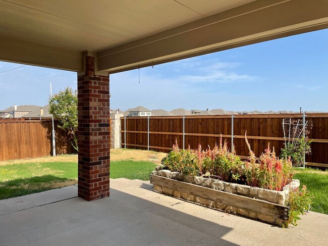 Building Photo - Property for Lease in Little Elm!