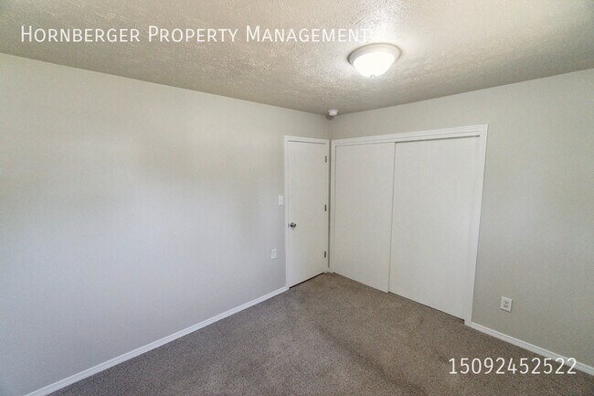 Building Photo - 4118 E Hastings Ave