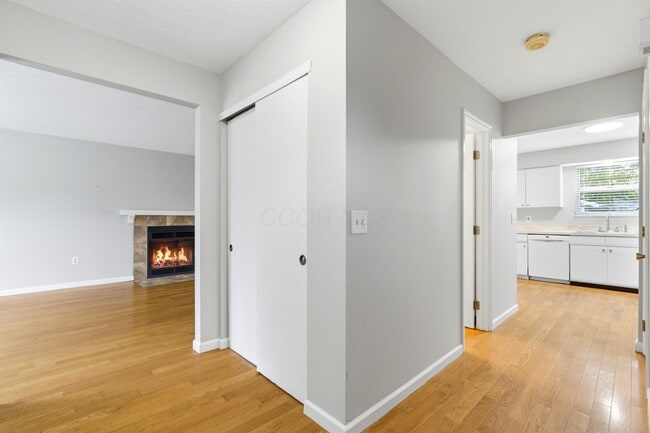 Building Photo - 2688 Bellwood Ave