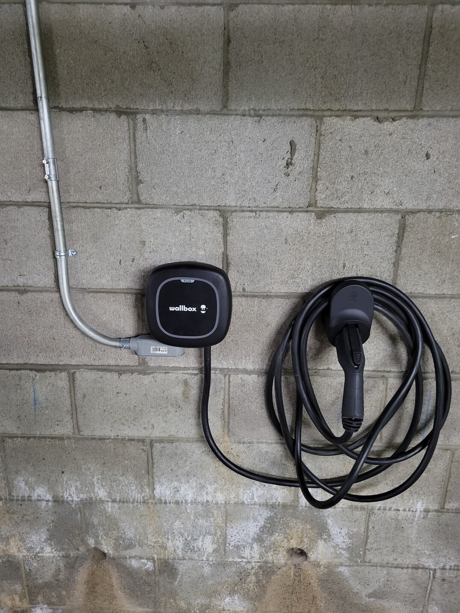Personal EV charger - 5955 W 8th St