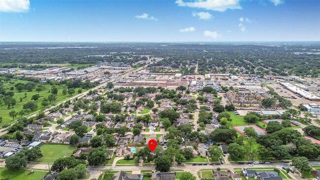 Building Photo - 4411 Hickory Downs Dr