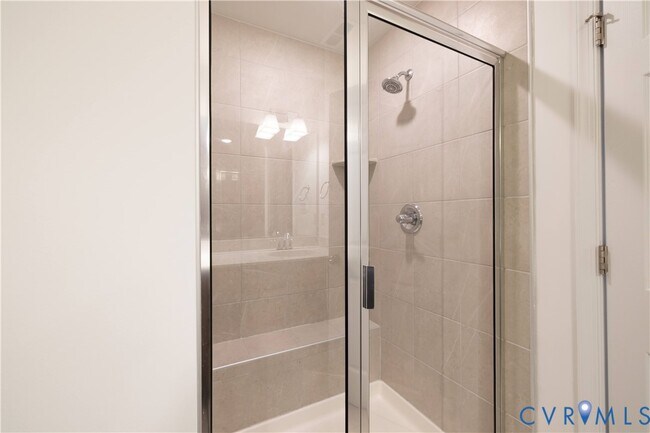 Building Photo - 6932 Leire Ln