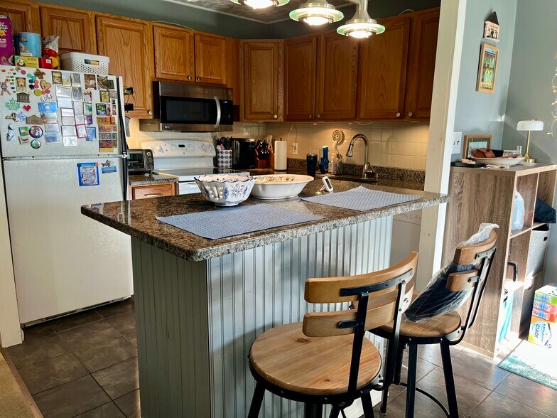 Building Photo - 28 Scarborough Ln