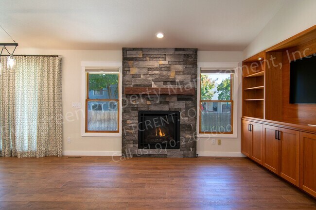 Building Photo - Beautiful 4-Bedroom Home in Southeast Fort Collins!