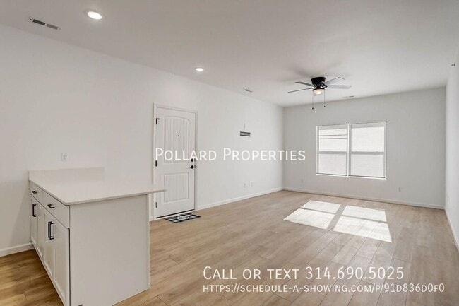 Building Photo - 714 Parkview Dr