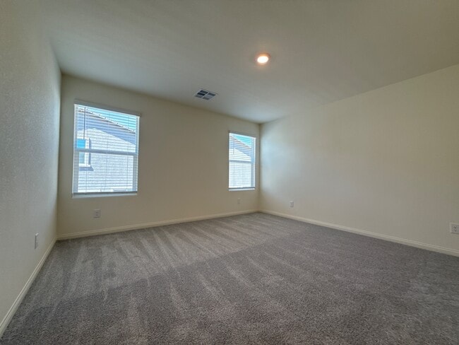 Building Photo - 10415 Ricordi St