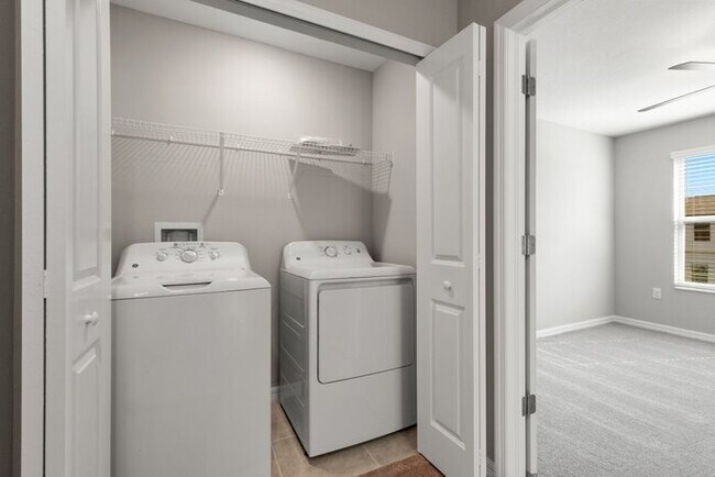 Building Photo - LIKE NEW Home For Rent in Touchstone