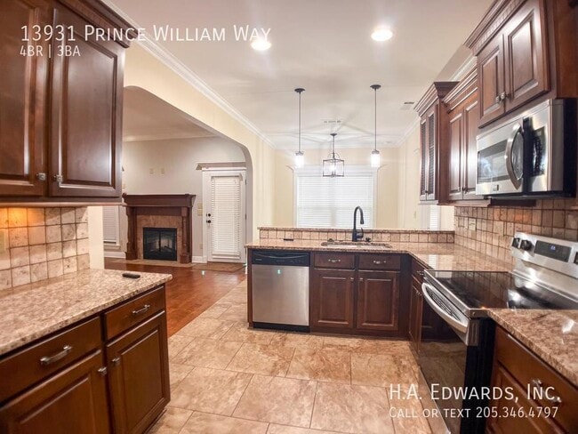 Building Photo - 13931 Prince William Way