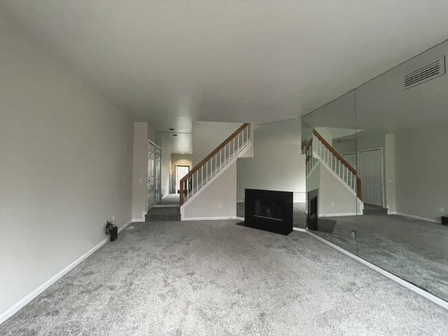 Building Photo - Spacious Condominium
